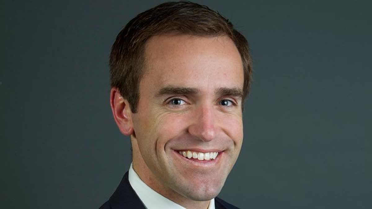 براين فاهالي