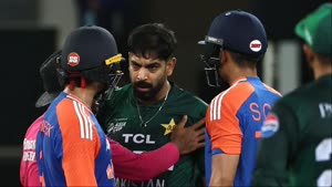 لا مصافحة مرة أخرى في مباراة T20 الهند وباكستان المشتعلة