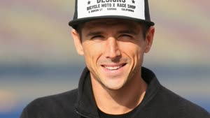 متسابق الدراجات النارية الكولومبي مارتن كارديناس