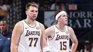 دونتشيتش و ريفز