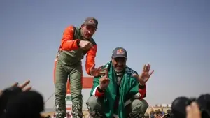 ناصر العطية.