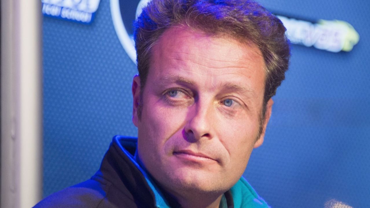 متسابق الدراجات النارية الإسباني إميليو ألزامورا