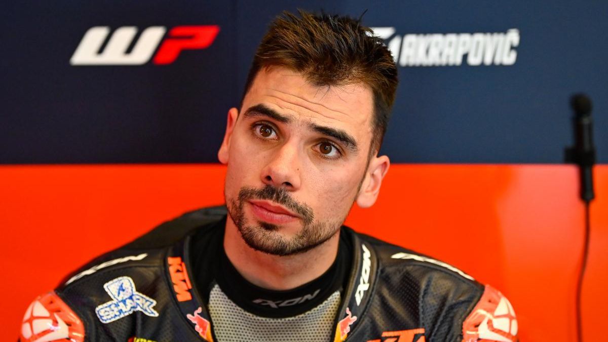 متسابق الدراجات النارية البرتغالي ميغيل أوليفيرا