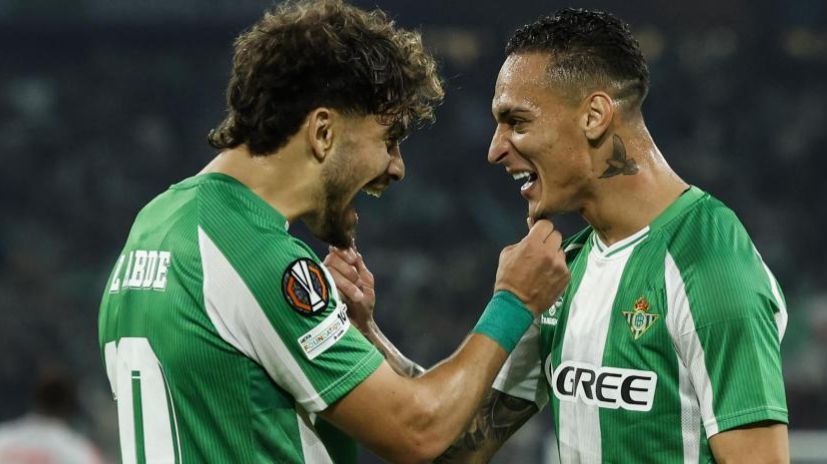 إيز عبدي و أنتوني