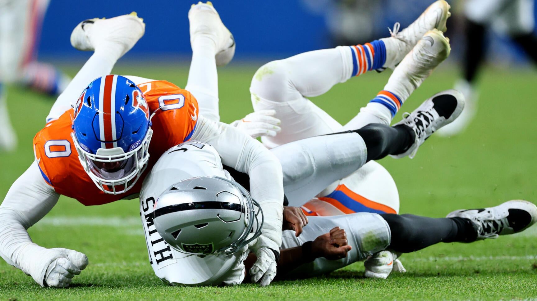 إصابة جينو سميث