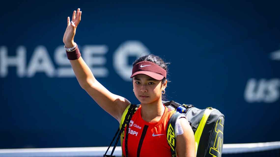  ألكسندرا إيالا 