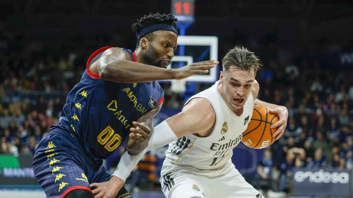 ماريو هيزونيا